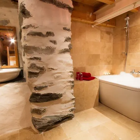 Chalet Maison 8 *