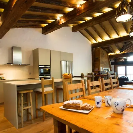 Chalet Maison 8 *