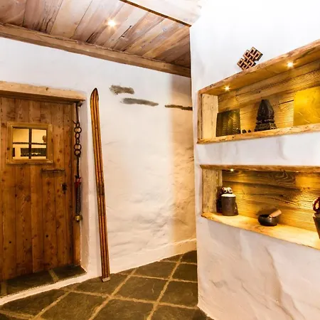 Chalet Maison 8 *